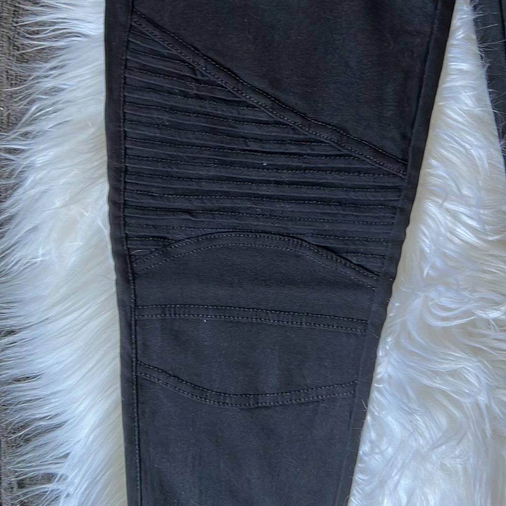 Boutique Moto Like Leggings with Ankle Zipper Black Size Large [no tag] - Picture 5 of 5